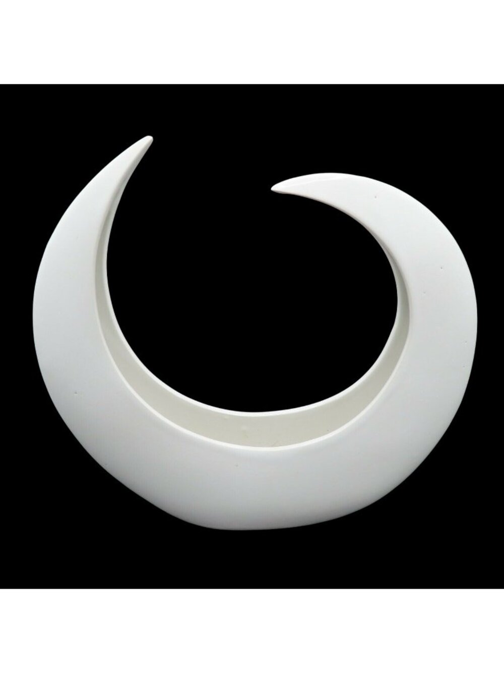 TOYO Japan MCM Crescent Moon Ikebana Solid White Ceramic Japanese Retro VTG